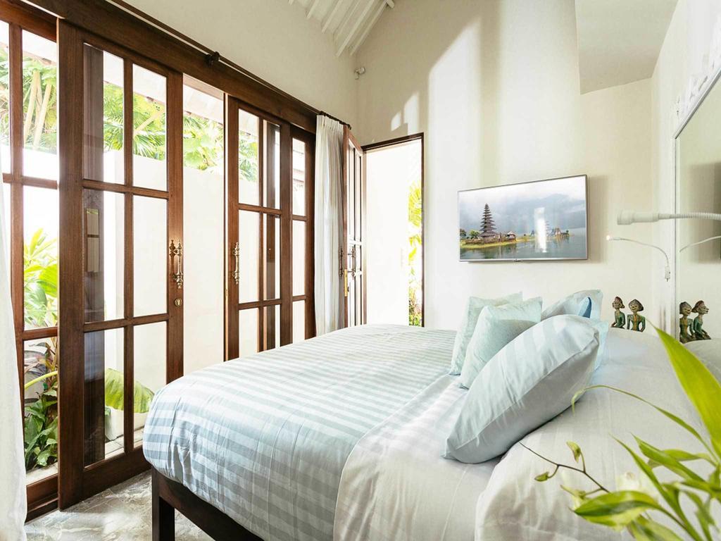 Villas Sabbia Seminyak Rum bild